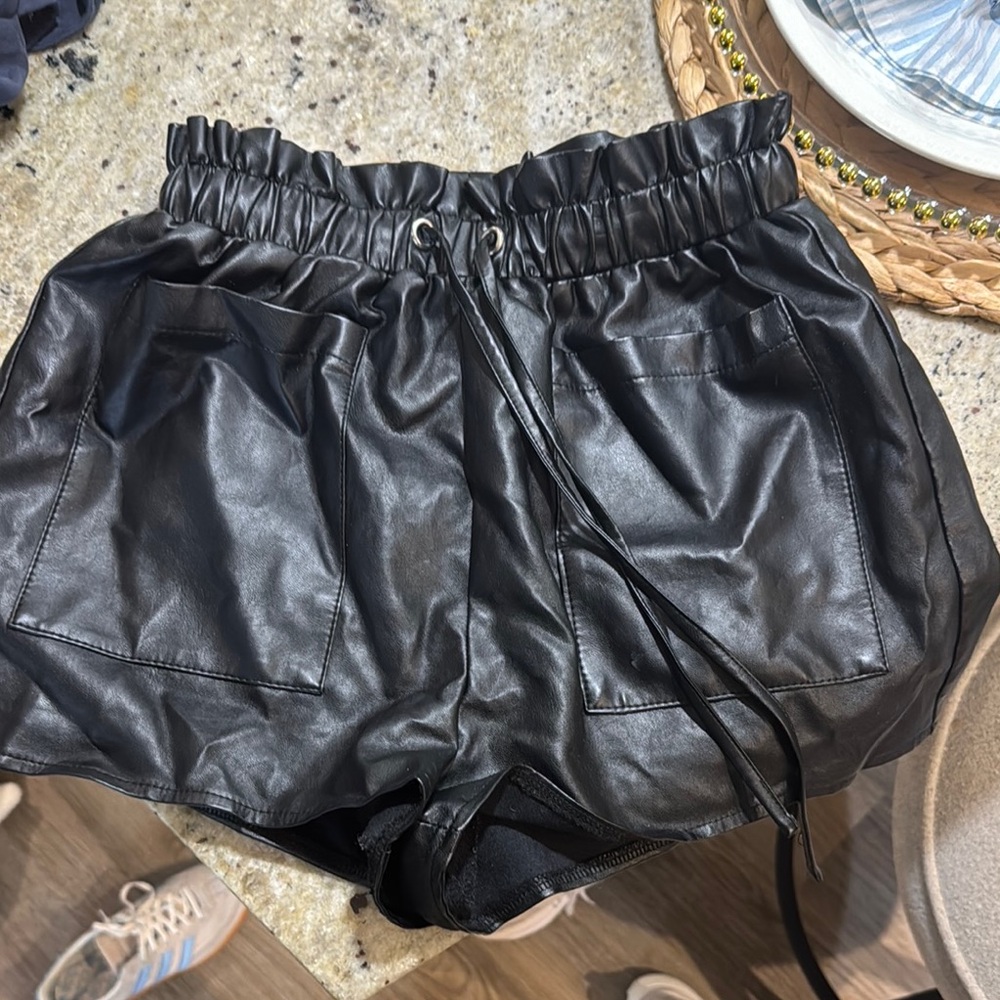 Midguided Leather Women's Shorts